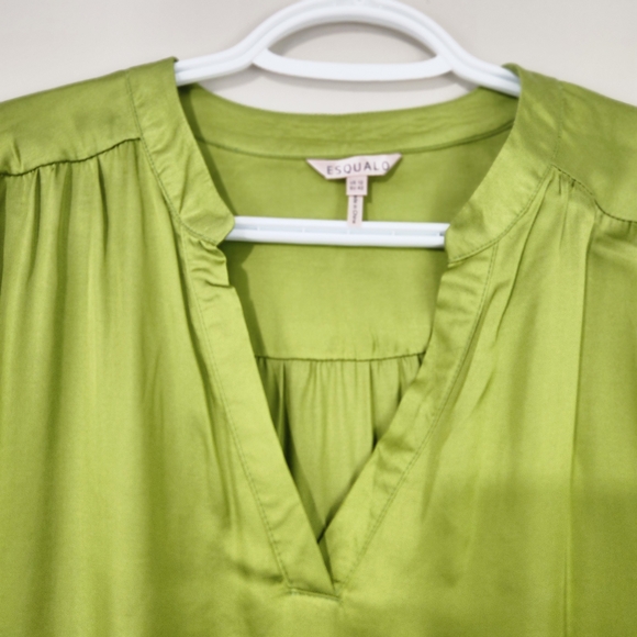 Esqualo Lime Green Satin V-Neck Blouse - Size 12 - Picture 4 of 9